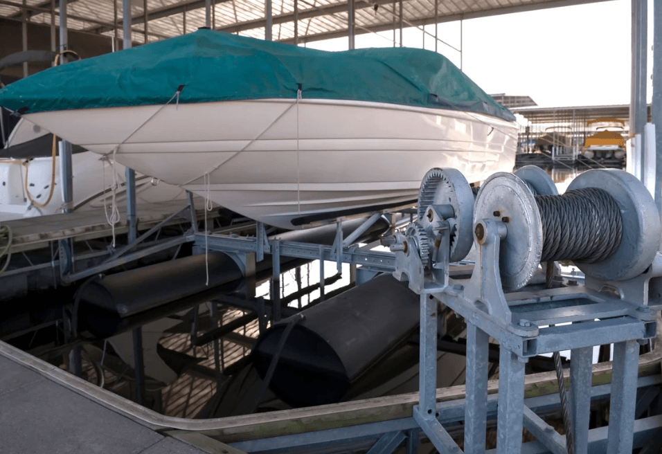 Top-Boat-Lift-Companies.png