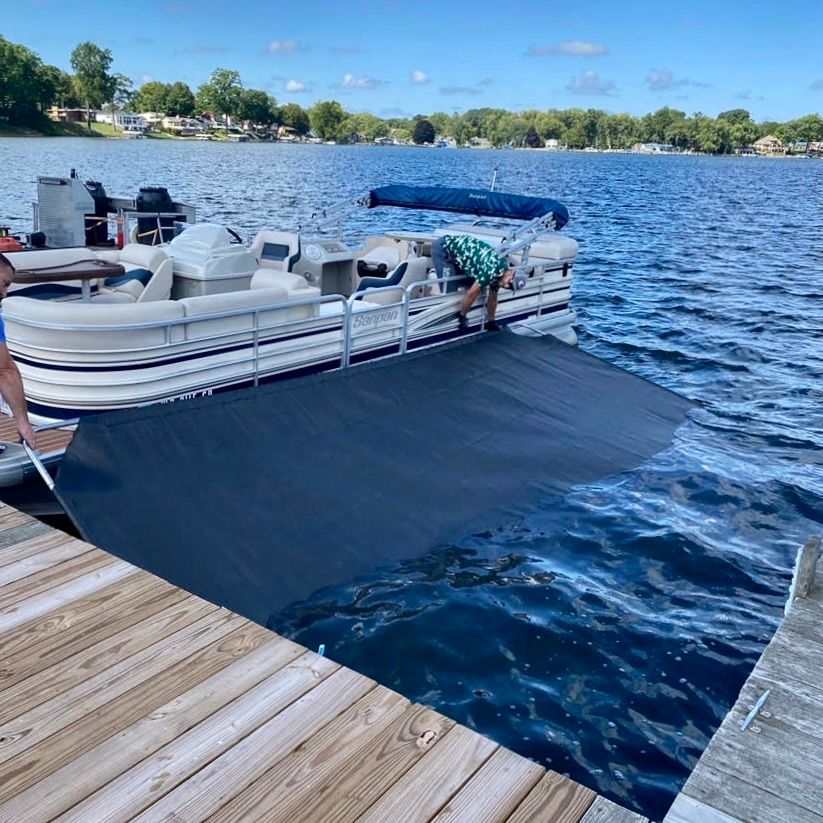 installing-boatlift-mat.jpg